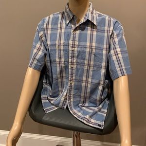 Men’s short sleeve button down shirt.